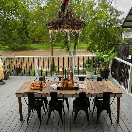 Chateau Royale, Pet Friendly, On Bayou, Downtown! نيو أيبيريا المظهر الخارجي الصورة