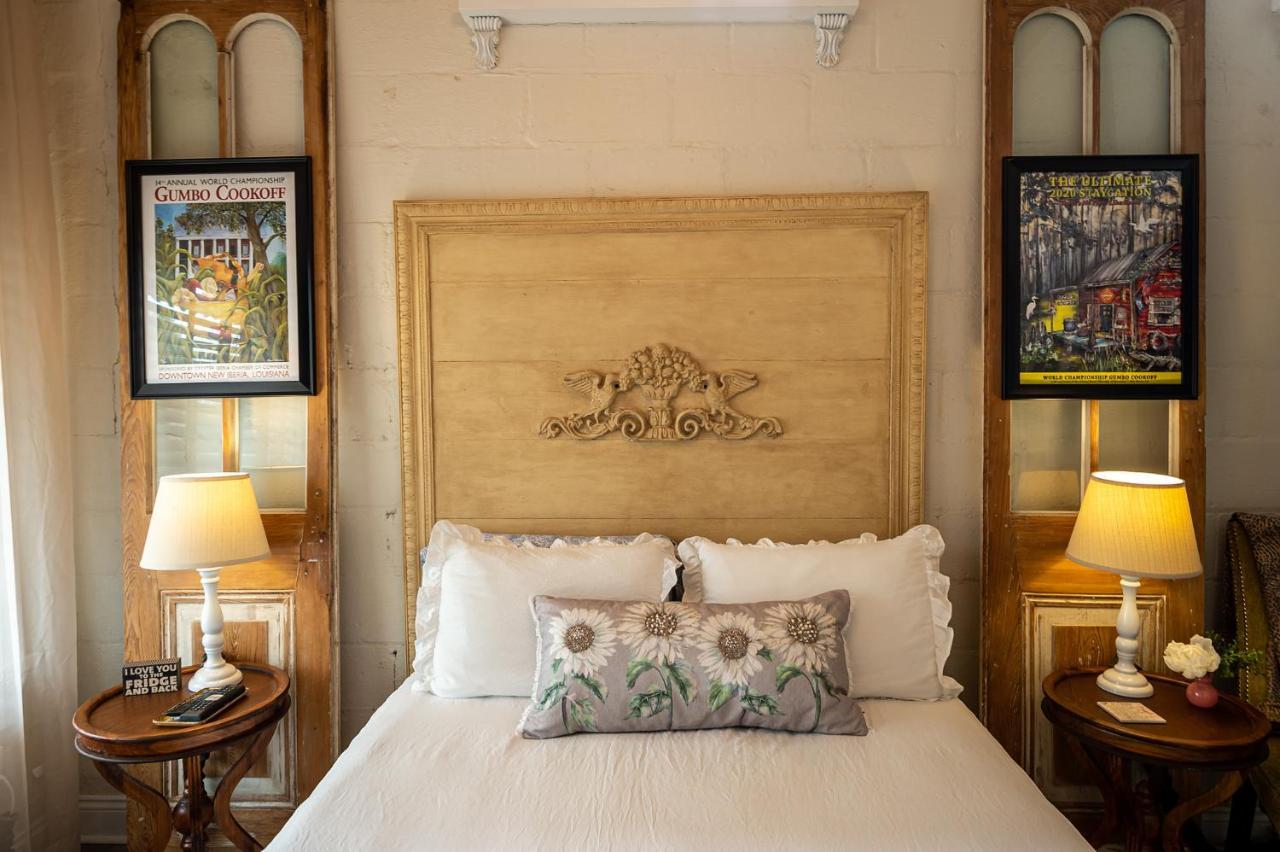 Chateau Royale, Pet Friendly, On Bayou, Downtown! نيو أيبيريا المظهر الخارجي الصورة