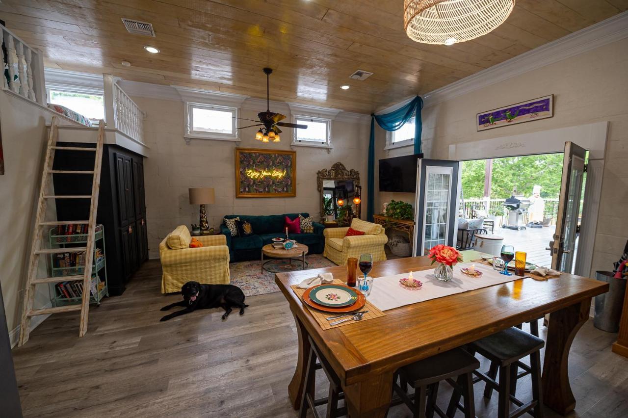 Chateau Royale, Pet Friendly, On Bayou, Downtown! نيو أيبيريا المظهر الخارجي الصورة